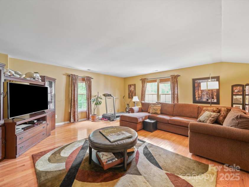 9002 Fenwick Drive, Indian Trail, NC 28079.  MLS# CAR4287627, YatesRealty ID 32142. Bonus Room/ Family Room- Second Floor