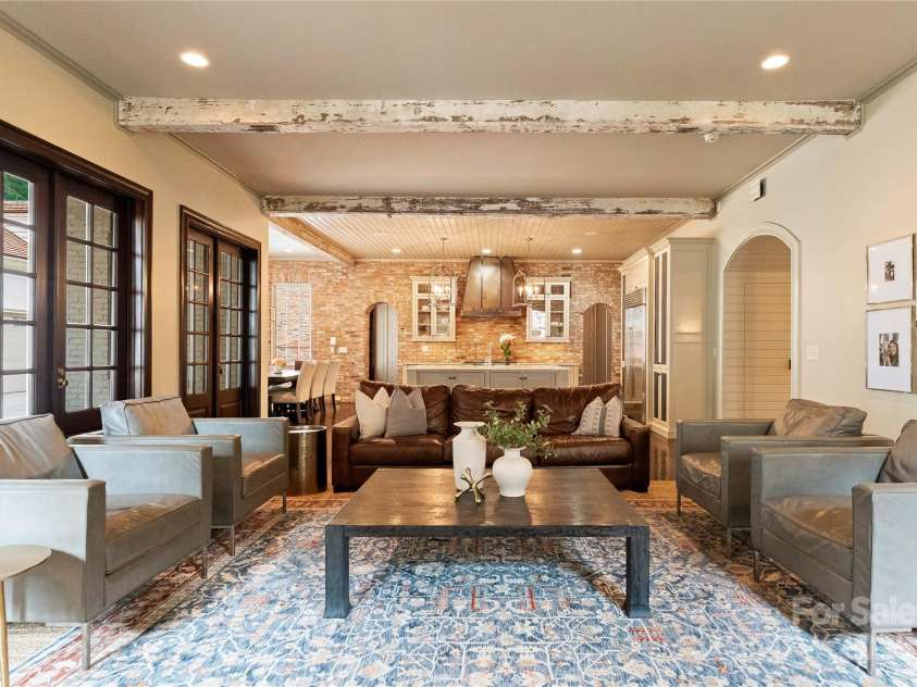 4023 Alexandra Alley Drive, Charlotte, NC 28210.  MLS# CAR4273206, YatesRealty ID 32143. 