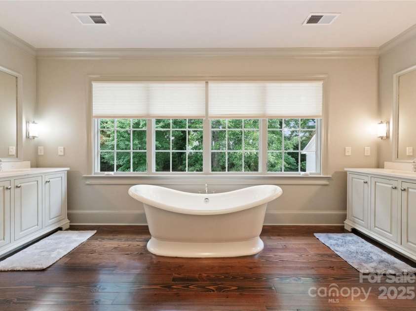 4023 Alexandra Alley Drive, Charlotte, NC 28210.  MLS# CAR4273206, YatesRealty ID 32143. 