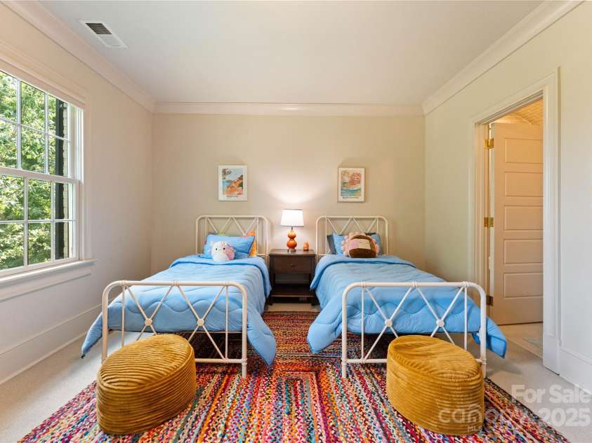 4023 Alexandra Alley Drive, Charlotte, NC 28210.  MLS# CAR4273206, YatesRealty ID 32143. 