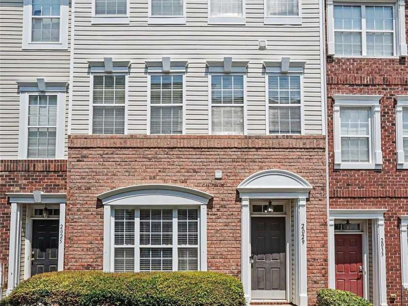 2029 Kegsworth Drive, Charlotte, NC 28273.  MLS# CAR4396032, YatesRealty ID 32144. Main Entrance