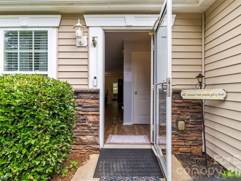 1143 Adirondak Drive, Gastonia, NC 28052.  MLS# CAR4396221, YatesRealty ID 32145. 