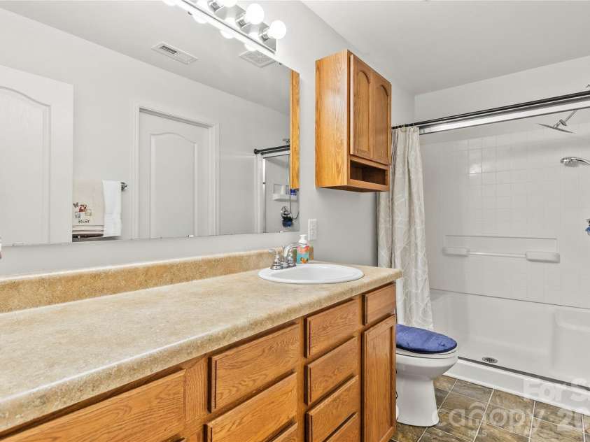 1143 Adirondak Drive, Gastonia, NC 28052.  MLS# CAR4396221, YatesRealty ID 32145. 
