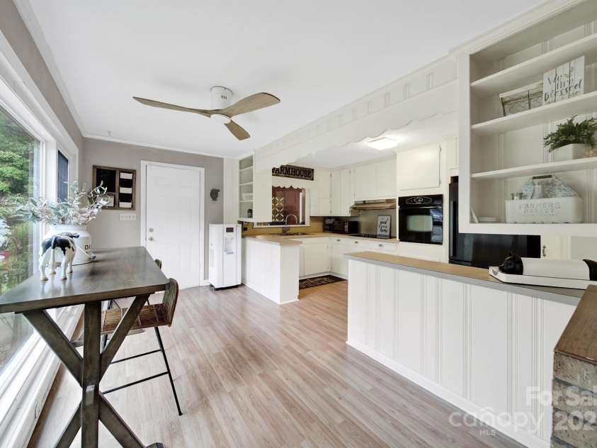 1239 Carlisle White Road, Chester, SC 29706.  MLS# CAR4291518, YatesRealty ID 32145. 