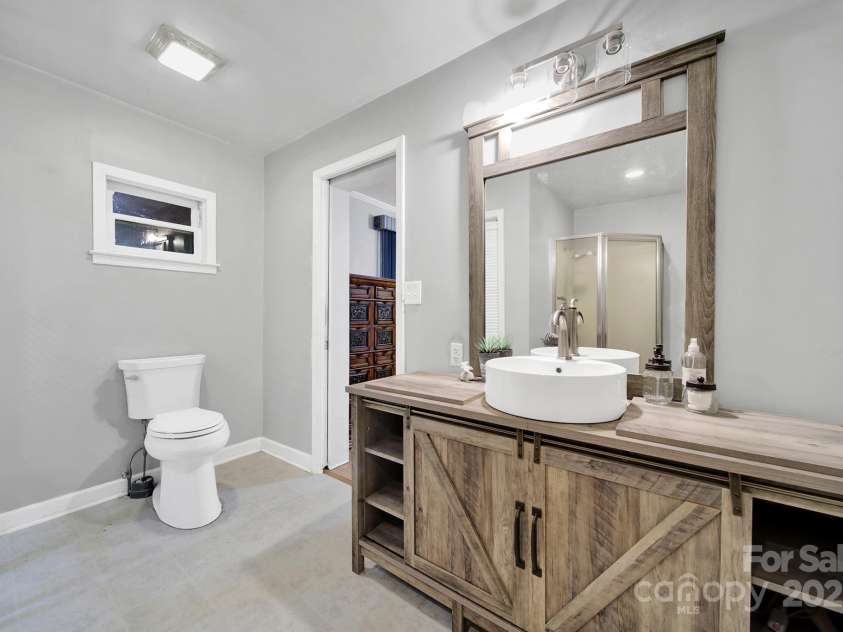 1239 Carlisle White Road, Chester, SC 29706.  MLS# CAR4291518, YatesRealty ID 32145. 