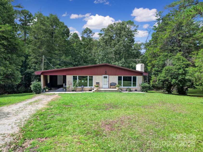 1239 Carlisle White Road, Chester, SC 29706.  MLS# CAR4291518, YatesRealty ID 32145. 