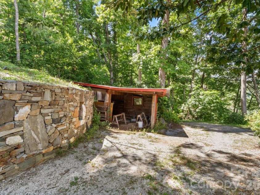 8709 Hwy 226A Highway, Little Switzerland, NC 28749.  MLS# CAR4396070, YatesRealty ID 32146. 