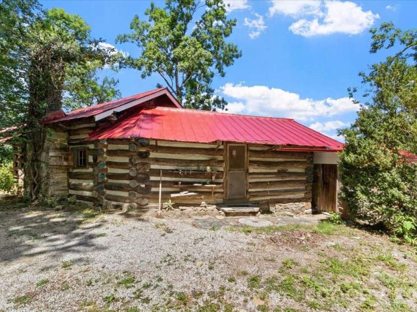 8709 Hwy 226A Highway, Little Switzerland, NC 28749.  MLS# CAR4396070, YatesRealty ID 32146. 