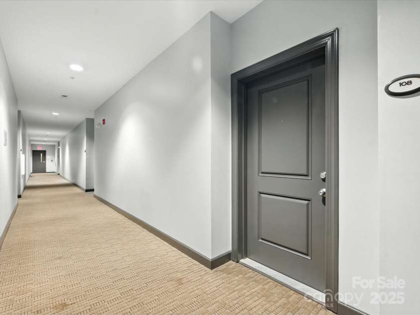 1829 Kenilworth Avenue, Charlotte, NC 28203.  MLS# CAR4270510, YatesRealty ID 32147. 
