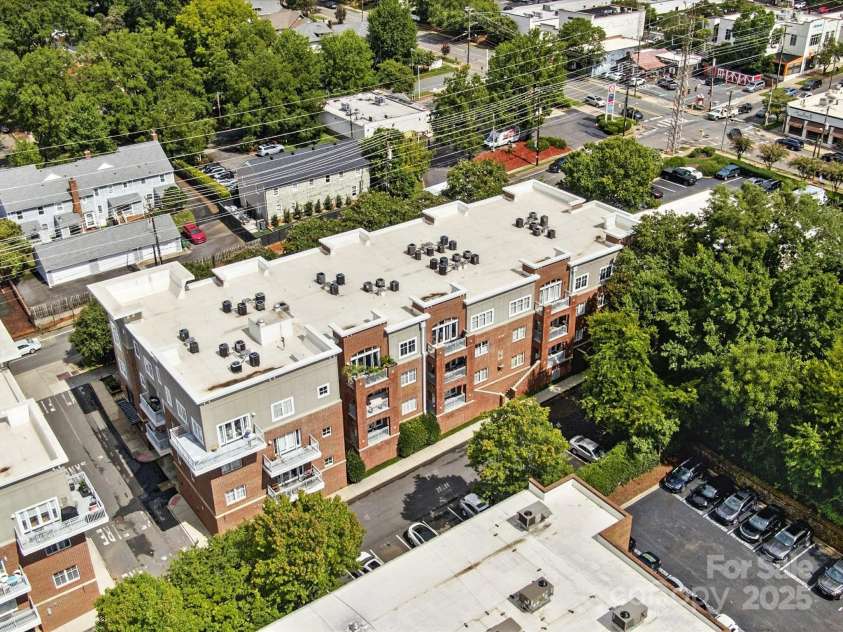 1829 Kenilworth Avenue, Charlotte, NC 28203.  MLS# CAR4270510, YatesRealty ID 32147. 