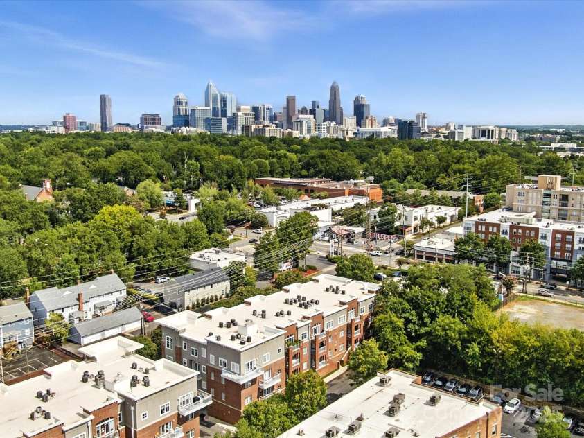 1829 Kenilworth Avenue, Charlotte, NC 28203.  MLS# CAR4270510, YatesRealty ID 32147. 