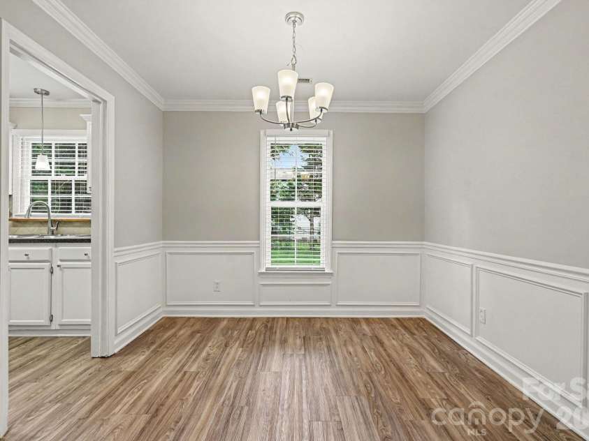 8904 Brown Oak Court, Charlotte, NC 28227.  MLS# CAR4393518, YatesRealty ID 32147. 