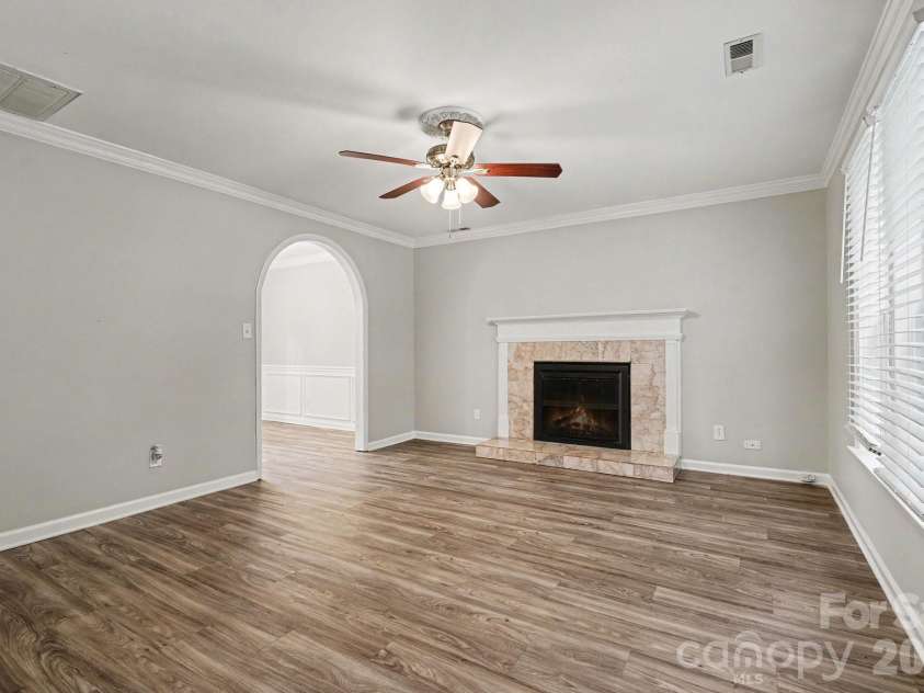 8904 Brown Oak Court, Charlotte, NC 28227.  MLS# CAR4393518, YatesRealty ID 32147. 