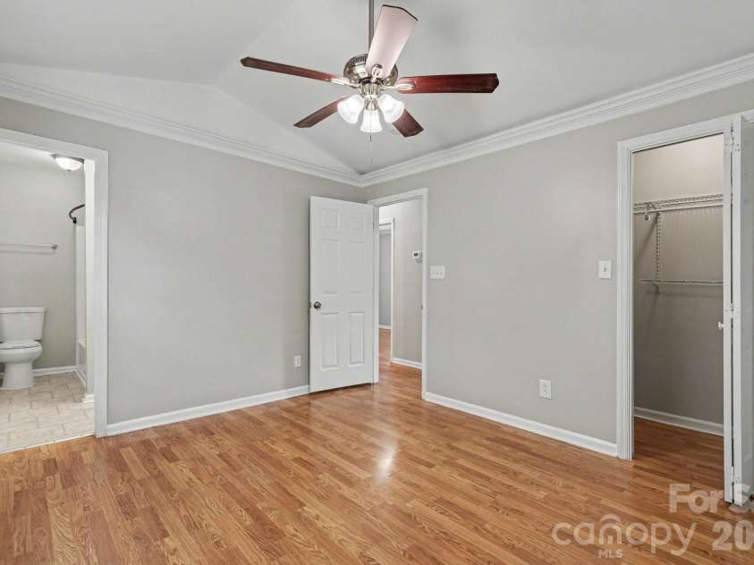 8904 Brown Oak Court, Charlotte, NC 28227.  MLS# CAR4393518, YatesRealty ID 32147. 
