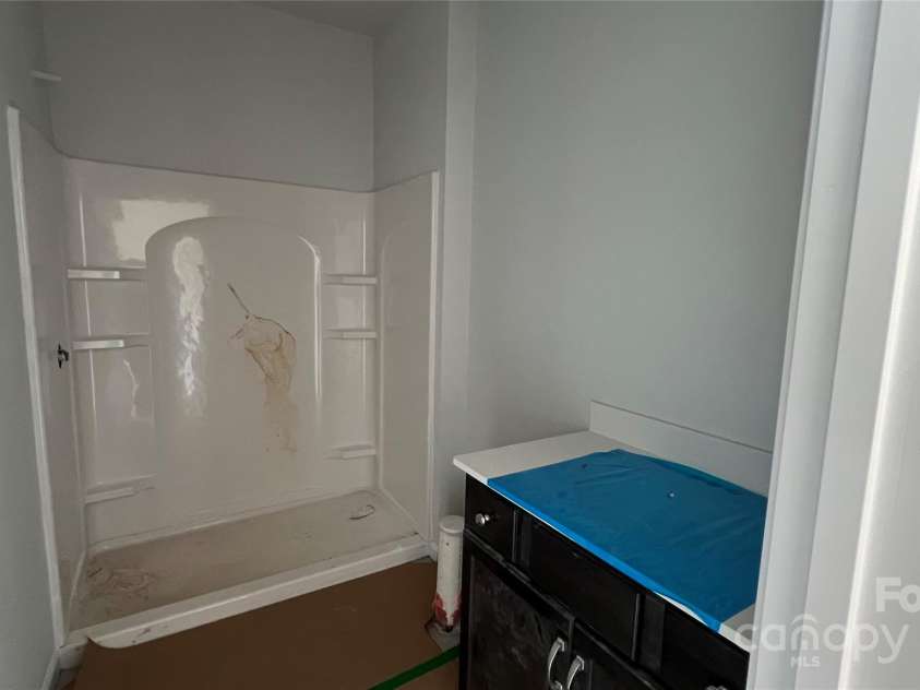 102 Oakham Place, Mooresville, NC 28115.  MLS# CAR4290246, YatesRealty ID 32148. Bath 4 (1st Floor)