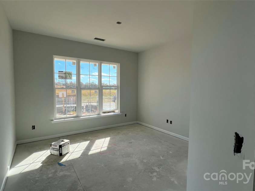 102 Oakham Place, Mooresville, NC 28115.  MLS# CAR4290246, YatesRealty ID 32148. Bedroom 5/Flex Room (1st Floor)