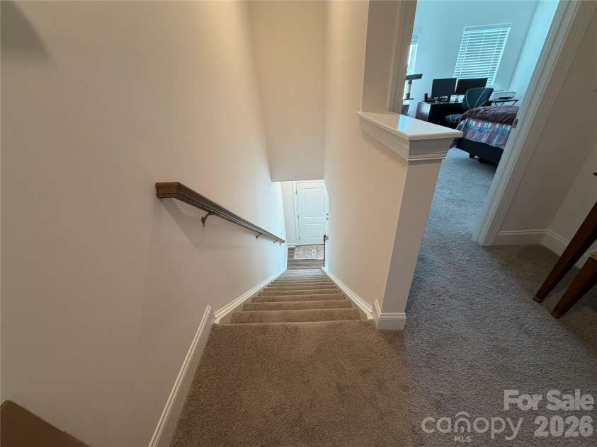2125 24th Street Lane, Hickory, NC 28602.  MLS# CAR4391527, YatesRealty ID 32149. 