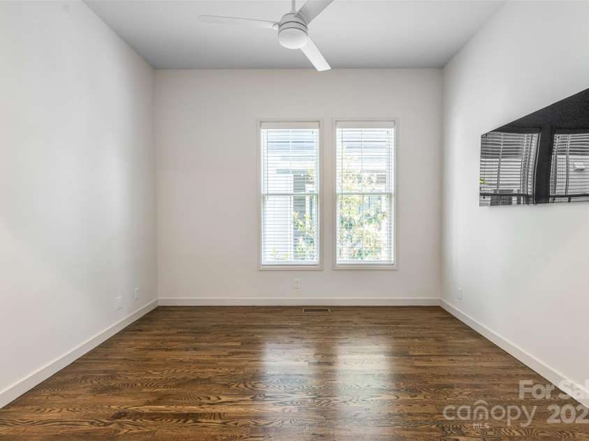 12 Fay Jones Lane, Black Mountain, NC 28711.  MLS# CAR4272405, YatesRealty ID 3215. 