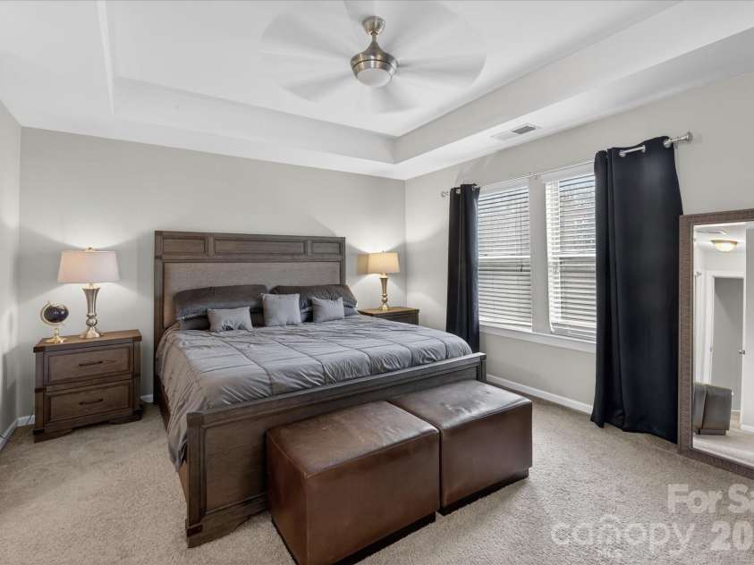 9419 Glenburn Lane, Charlotte, NC 28278.  MLS# CAR4352637, YatesRealty ID 3215. 