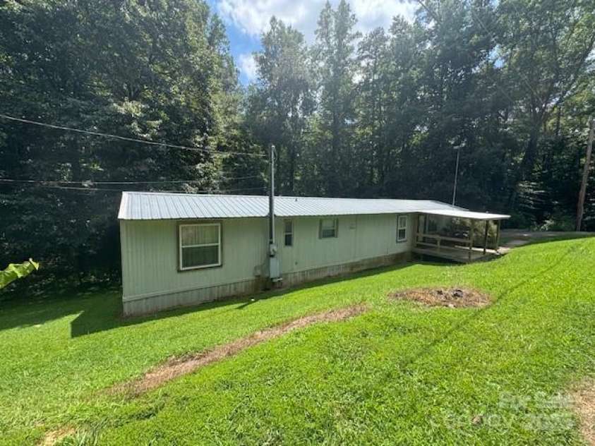 1910 Nc 65 Highway, Walnut Cove, NC 27052.  MLS# CAR4292423, YatesRealty ID 32150. 