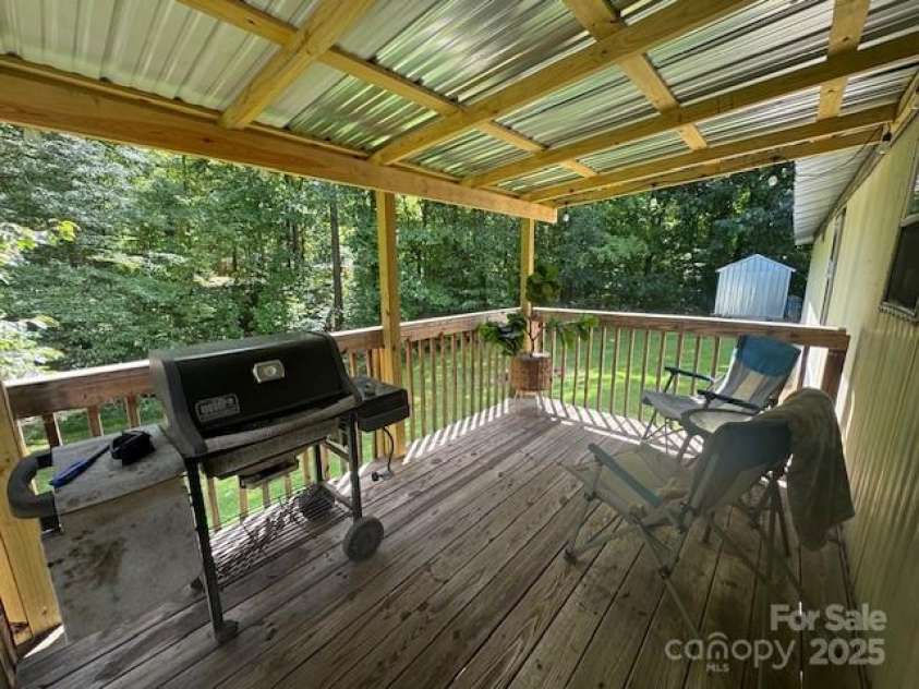 1910 Nc 65 Highway, Walnut Cove, NC 27052.  MLS# CAR4292423, YatesRealty ID 32150. 