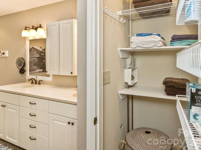 9 Ridge Terrace, Asheville, NC 28804.  MLS# CAR4394864, YatesRealty ID 32150. UPSTAIRSWASHER/DRYER HOOK
