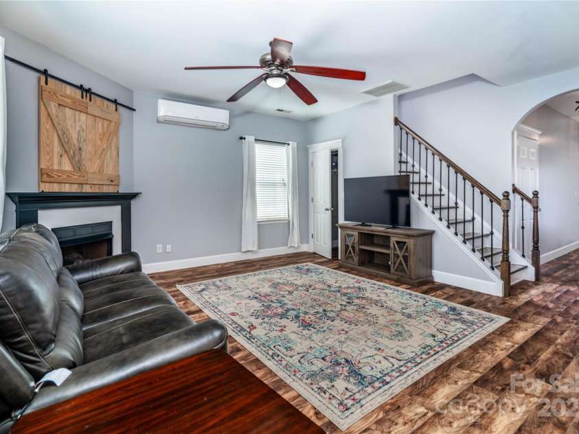 457 Laurel Fork Drive, Fort Mill, SC 29715.  MLS# CAR4288874, YatesRealty ID 32152. 