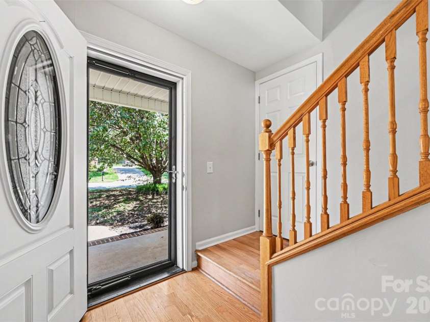 113 Heather Glen Lane, Belmont, NC 28012.  MLS# CAR4389922, YatesRealty ID 32153. 