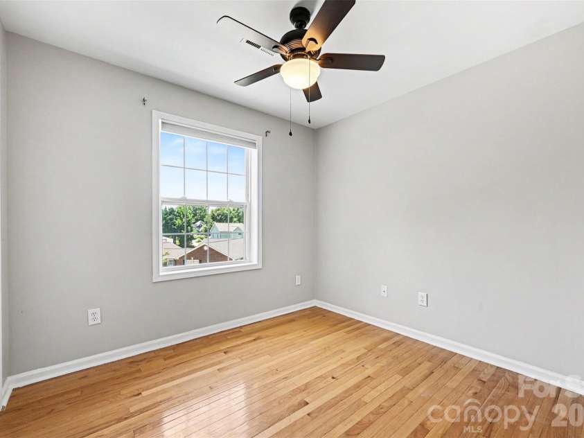 113 Heather Glen Lane, Belmont, NC 28012.  MLS# CAR4389922, YatesRealty ID 32153. Flex Room