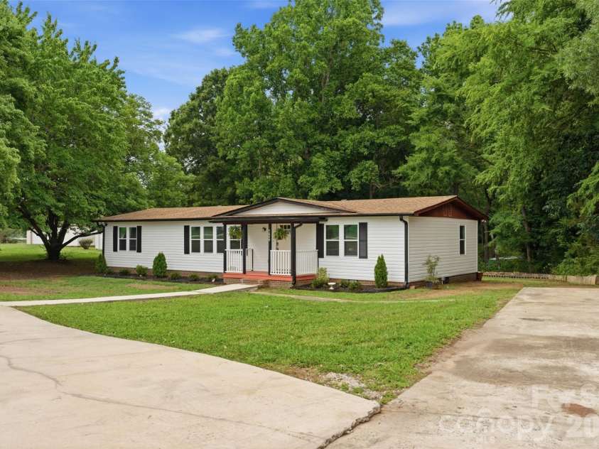 7640 Nc 152 Highway, Mooresville, NC 28115.  MLS# CAR4391524, YatesRealty ID 32154. 