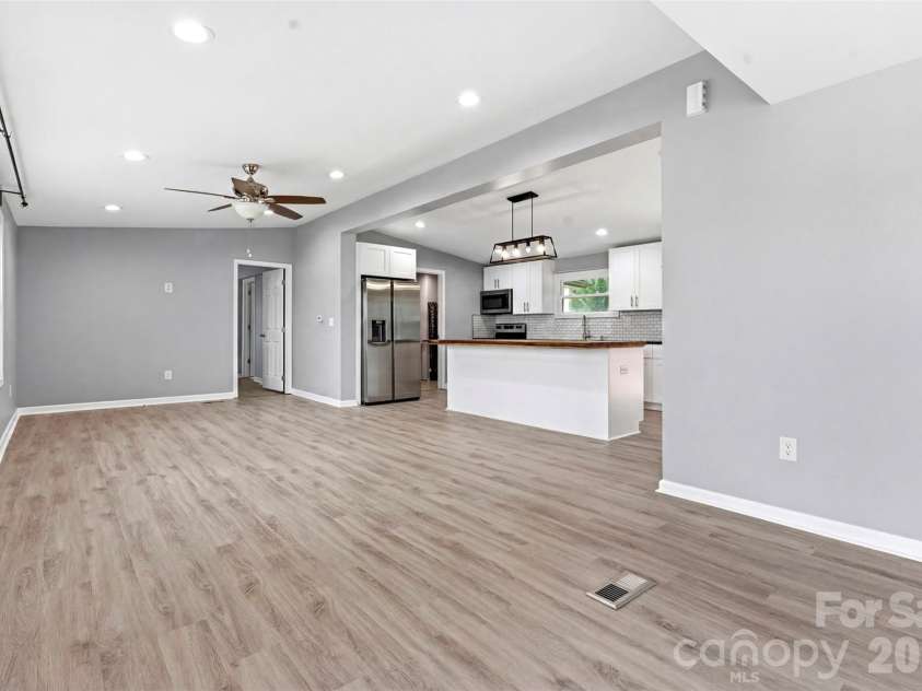 7640 Nc 152 Highway, Mooresville, NC 28115.  MLS# CAR4391524, YatesRealty ID 32154. 