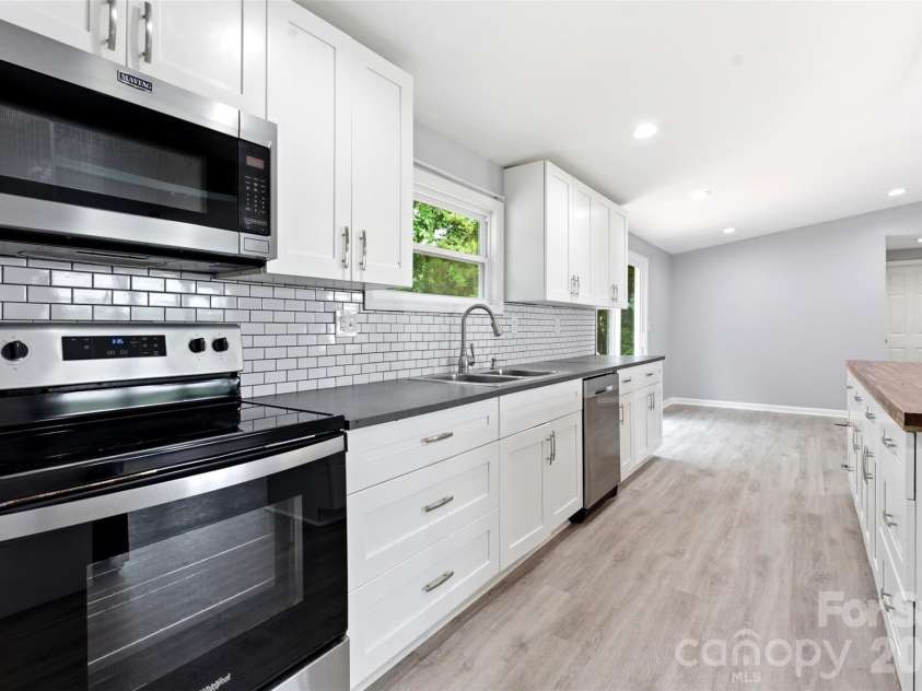 7640 Nc 152 Highway, Mooresville, NC 28115.  MLS# CAR4391524, YatesRealty ID 32154. 