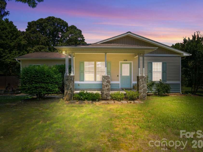 3953 Will Proctor Street, Denver, NC 28037.  MLS# CAR4394356, YatesRealty ID 32156. 