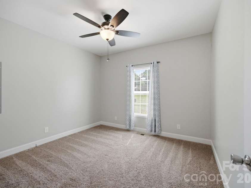 3953 Will Proctor Street, Denver, NC 28037.  MLS# CAR4394356, YatesRealty ID 32156. Guest Room