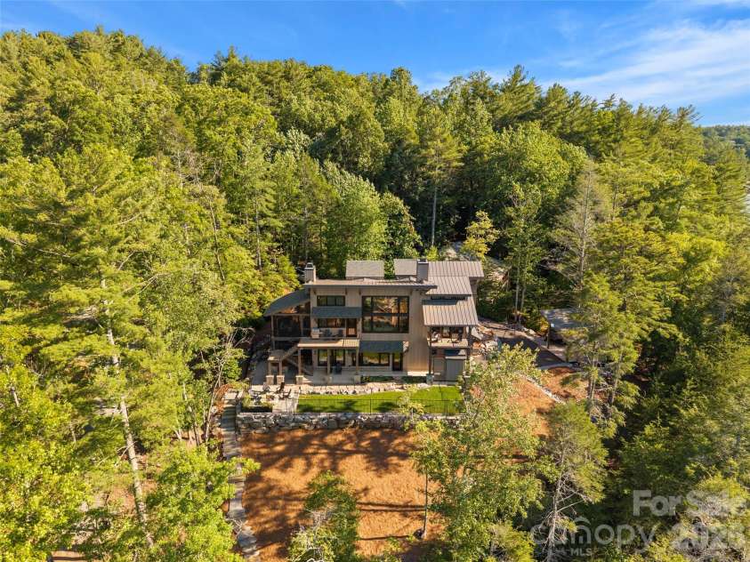425 Dockside Drive, Nebo, NC 28761.  MLS# CAR4393009, YatesRealty ID 32158. 