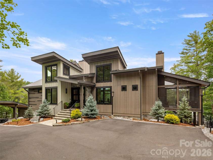 425 Dockside Drive, Nebo, NC 28761.  MLS# CAR4393009, YatesRealty ID 32158. Front elevation.