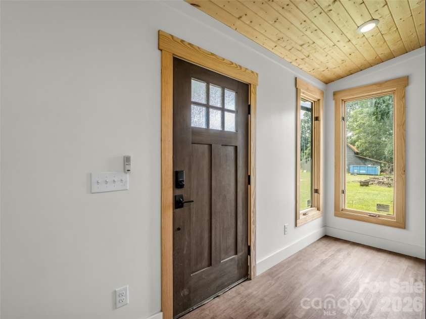 54 Old Lime Kiln Road, Arden, NC 28704.  MLS# CAR4394473, YatesRealty ID 32159. 