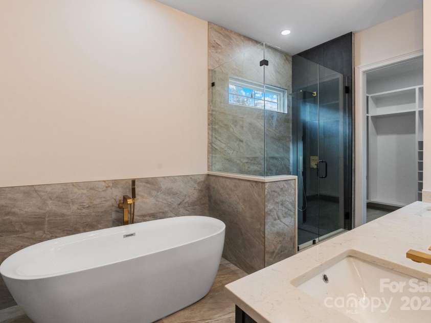 3204 Chancellor Lane, Monroe, NC 28110.  MLS# CAR4292011, YatesRealty ID 3216. 