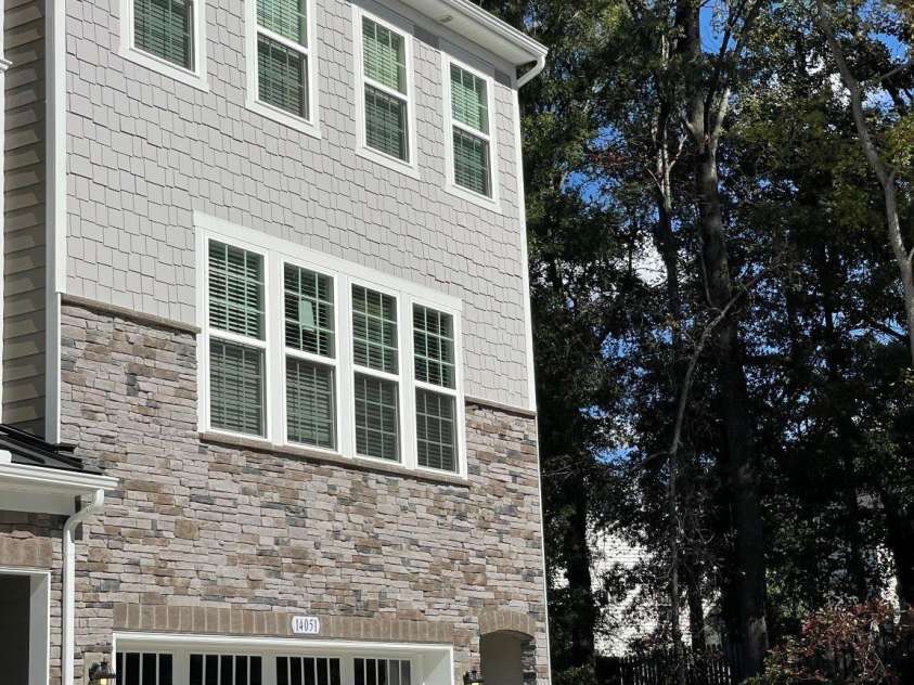 14051 Martin hill Way, Charlotte, NC 28277.  MLS# CAR4378457, YatesRealty ID 32160. 2 car garages