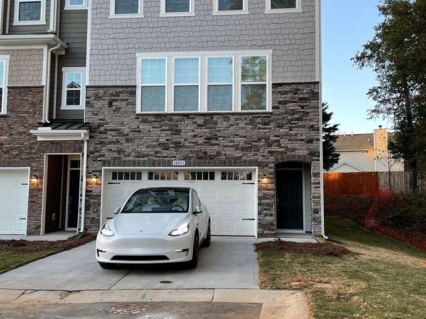 14051 Martin hill Way, Charlotte, NC 28277.  MLS# CAR4378457, YatesRealty ID 32160. Welcome home 