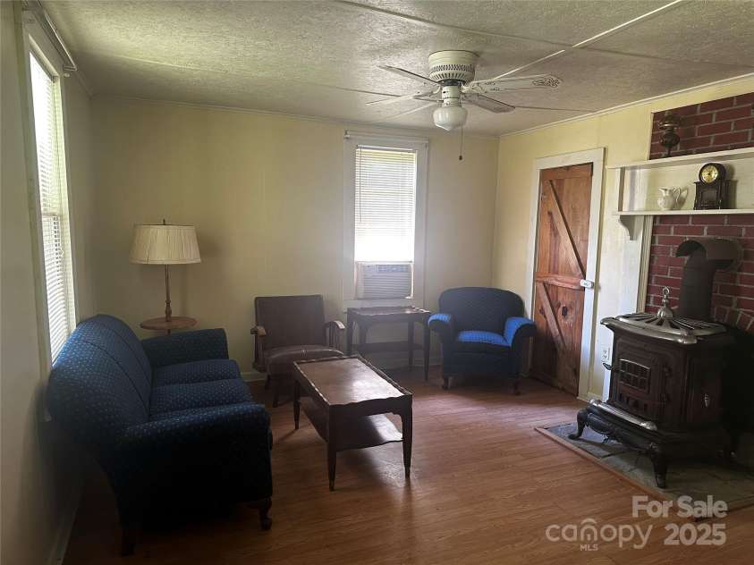 8485 Hwy 197 Highway, Green Mountain, NC 28740.  MLS# CAR4292504, YatesRealty ID 32162. 