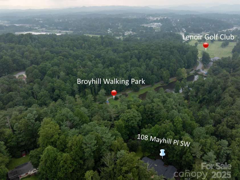 108 Maehill Place, Lenoir, NC 28645.  MLS# CAR4290950, YatesRealty ID 32163. 