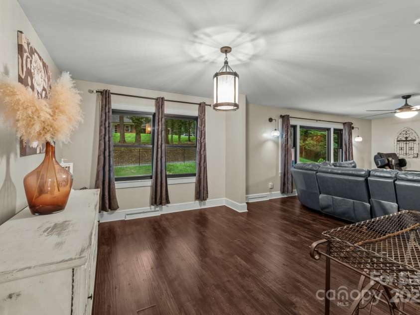 108 Maehill Place, Lenoir, NC 28645.  MLS# CAR4290950, YatesRealty ID 32163. 