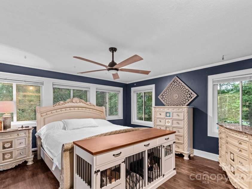 108 Maehill Place, Lenoir, NC 28645.  MLS# CAR4290950, YatesRealty ID 32163. 