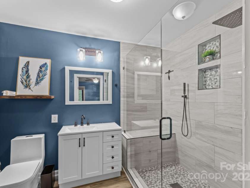 108 Maehill Place, Lenoir, NC 28645.  MLS# CAR4290950, YatesRealty ID 32163. 