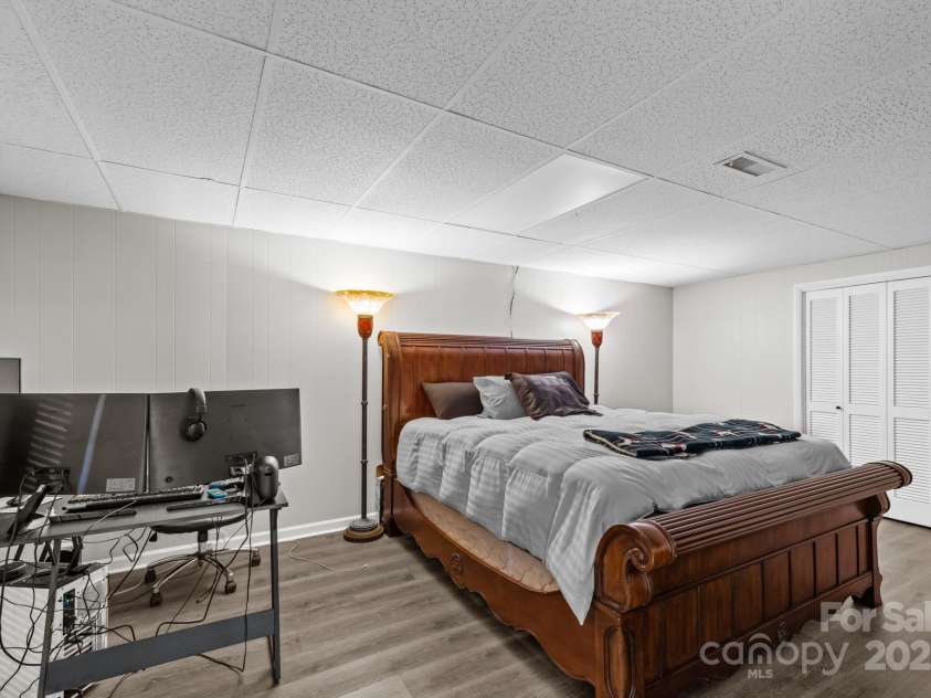 108 Maehill Place, Lenoir, NC 28645.  MLS# CAR4290950, YatesRealty ID 32163. 