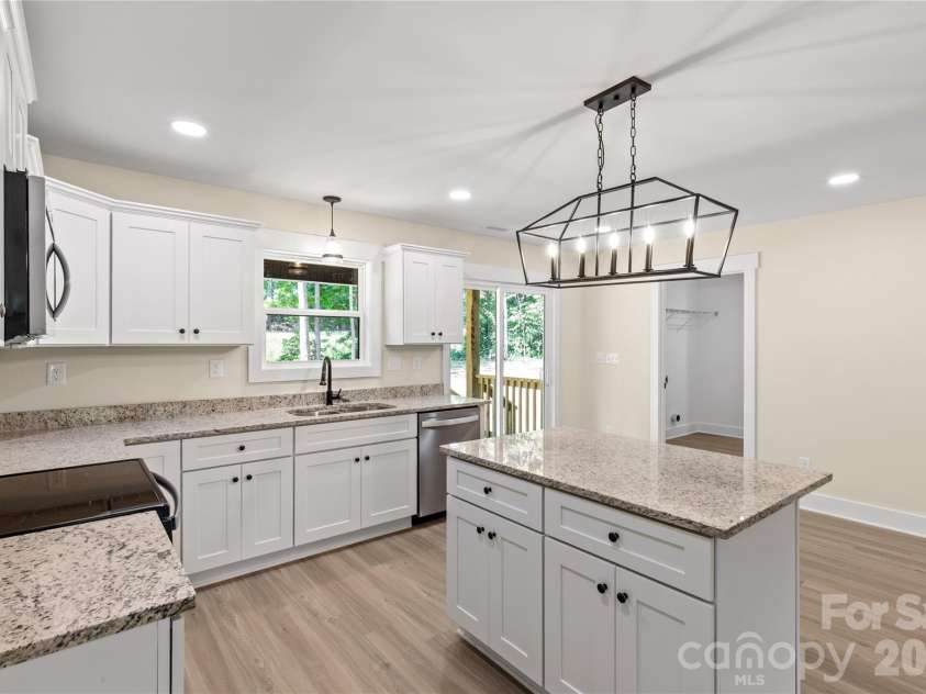1433 Mack Drive, McConnells, SC 29726.  MLS# CAR4394617, YatesRealty ID 32163. 
