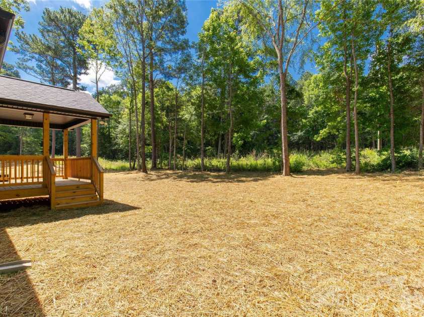 1433 Mack Drive, McConnells, SC 29726.  MLS# CAR4394617, YatesRealty ID 32163. 