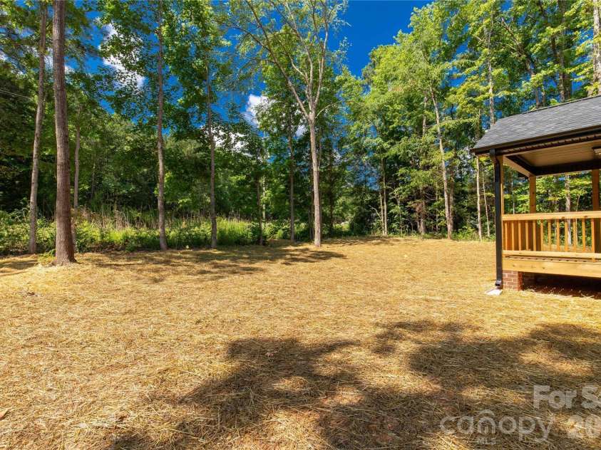 1433 Mack Drive, McConnells, SC 29726.  MLS# CAR4394617, YatesRealty ID 32163. 