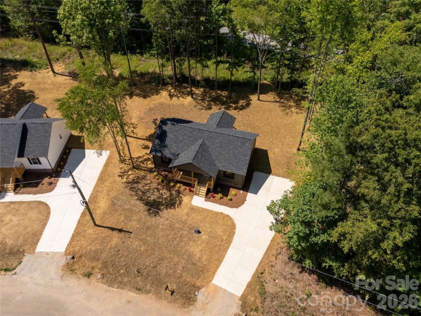 1433 Mack Drive, McConnells, SC 29726.  MLS# CAR4394617, YatesRealty ID 32163. 
